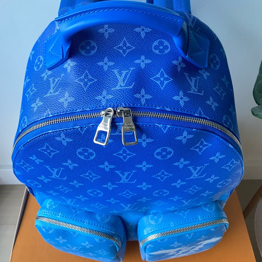 RARE NWT💙Louis Vuitton limited edition Virgil Abloh Clouds multipocket backpack - Picture 5 of 16